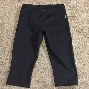 New Balance Womens Small Capri